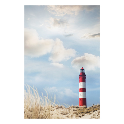 Forex Fine Art Print - Wandbild Leuchtturm in den D&uuml;nen - Hoch 3:2
